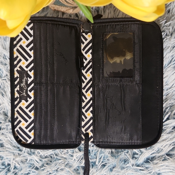 Vera Bradley Wristlet wallet |black| - Picture 3 of 5